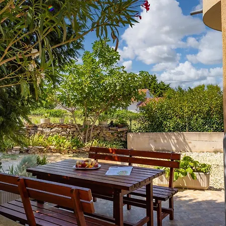 Appartement Peaceful Retreat With Terrace *