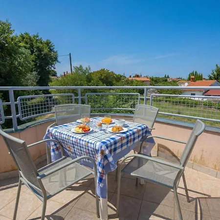 Appartamento Peaceful Retreat With Terrace Kavran