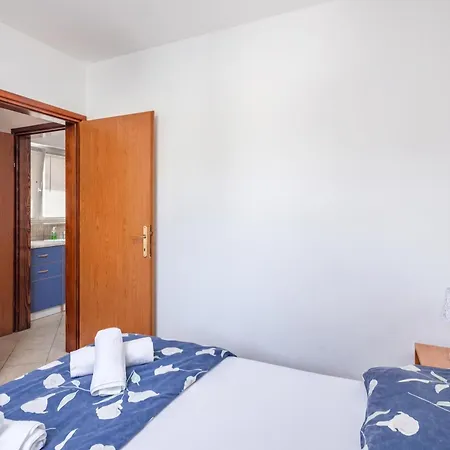 Peaceful Retreat With Terrace Appartement Kavran