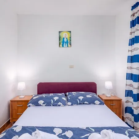 Appartamento Peaceful Retreat With Terrace Kavran